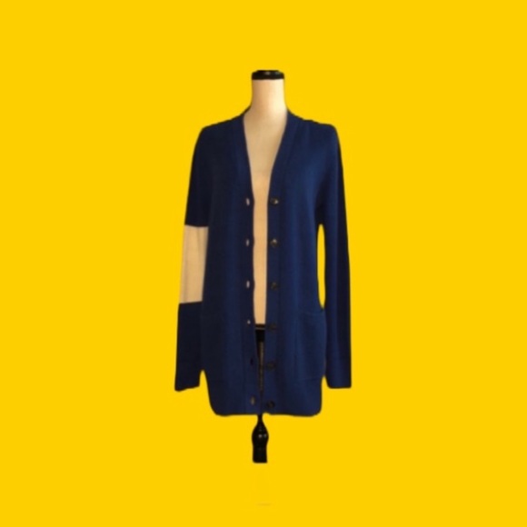Calvin Klein Tops - CALVIN KLEIN JEANS long cardigan w/two pockets